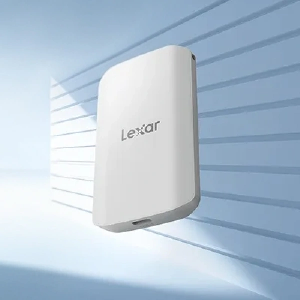The sleek silver Lexar ES5 Magnetic Portable SSD, featuring a compact aluminum housing that acts as a passive heatsink for thermal management.