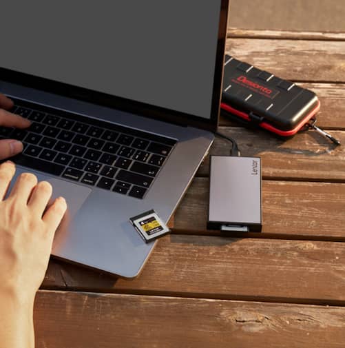 A professional using lexar portable card reader.